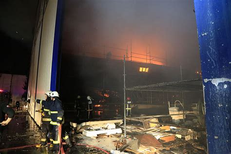 Antalya’daki tersane yangını 3,5 saatte kontrol altına alındıs